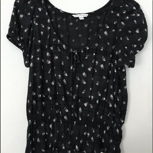 ONCE WORN aeo floral blouse